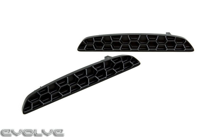 Acexxon Honeycomb Rear Reflector Inserts - BMW F85 X5M - Evolve Automotive