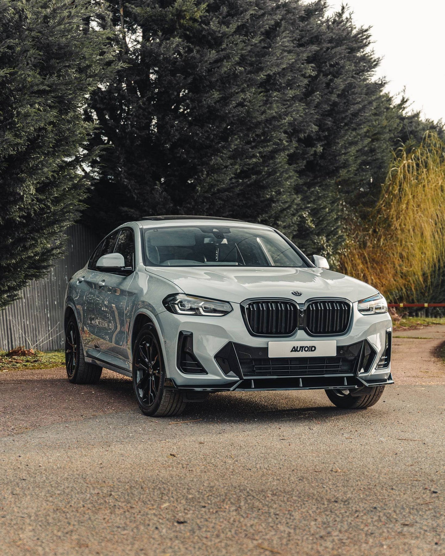 Gloss Black Kidney Grille for BMW X3 LCI & X4 LCI (2021+, G01 G02) - Evolve Automotive