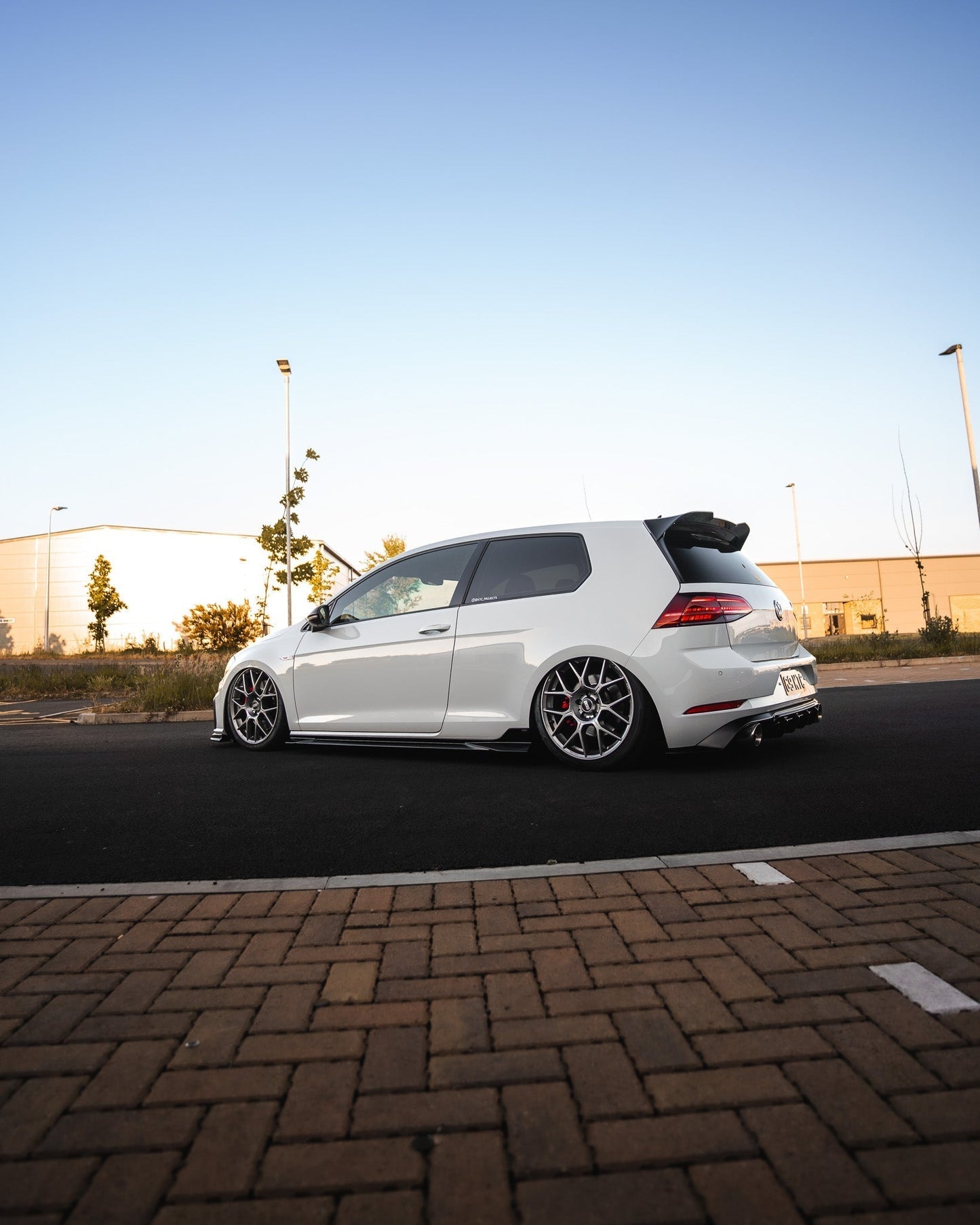 VW Golf, Golf GTI & Golf R Mk7 / Mk7.5 EVO - 1 Gloss Black Side Skirts by ZAERO (2014 - 2020) - Evolve Automotive
