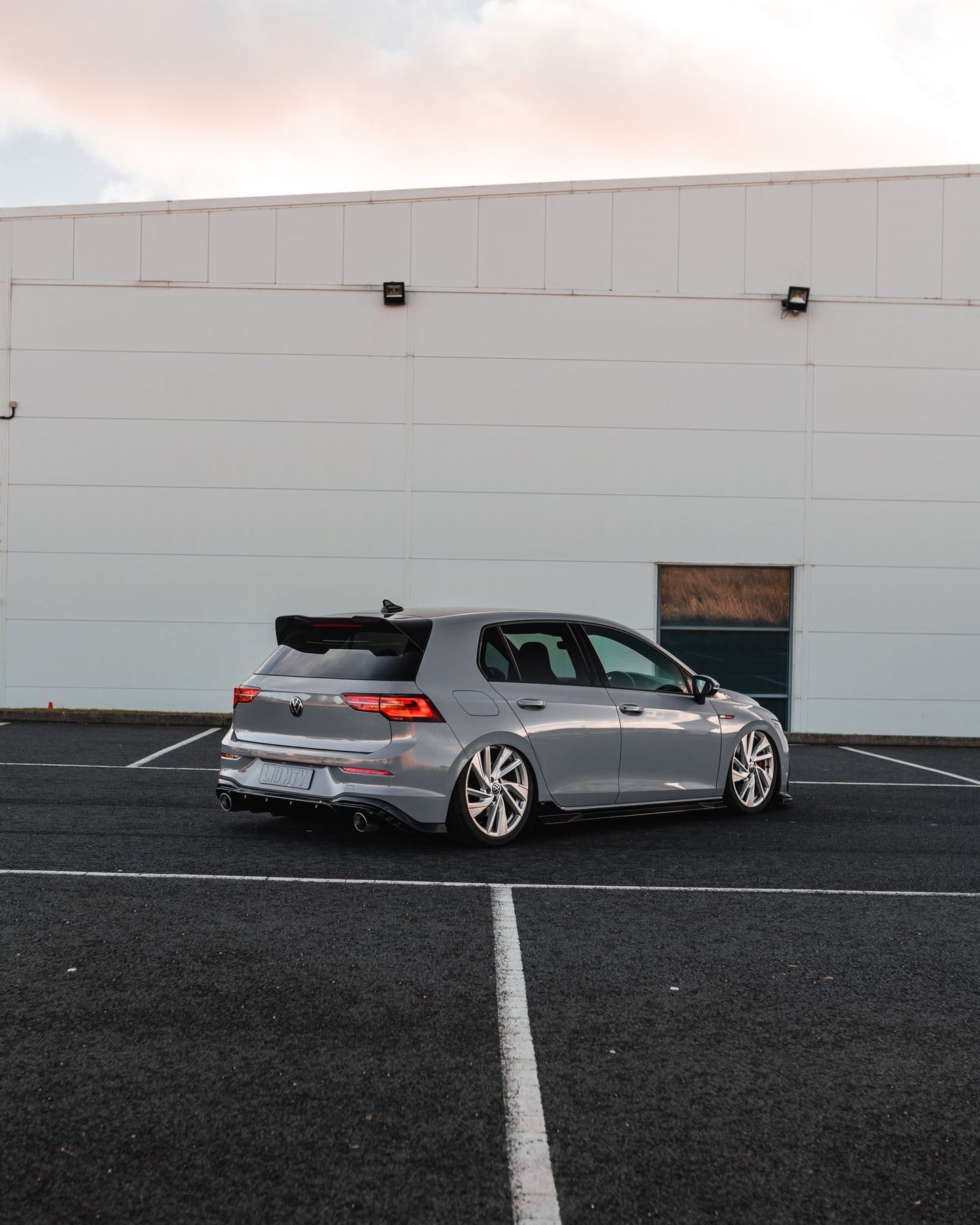 VW Golf R - Line / GTI / R / GTD / GTE Mk8 & Mk8.5 EVO - 1 Gloss Black Rear Spoiler by ZAERO (2020+) - Evolve Automotive
