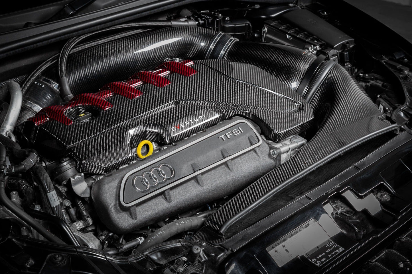 Eventuri Carbon Fibre Engine Cover - Audi RS3 8V | 8Y | TT-RS 8S | RSQ3 - Evolve Automotive